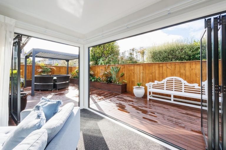 Photo of property in 21b Stewart Crescent, Hokowhitu, Palmerston North, 4410