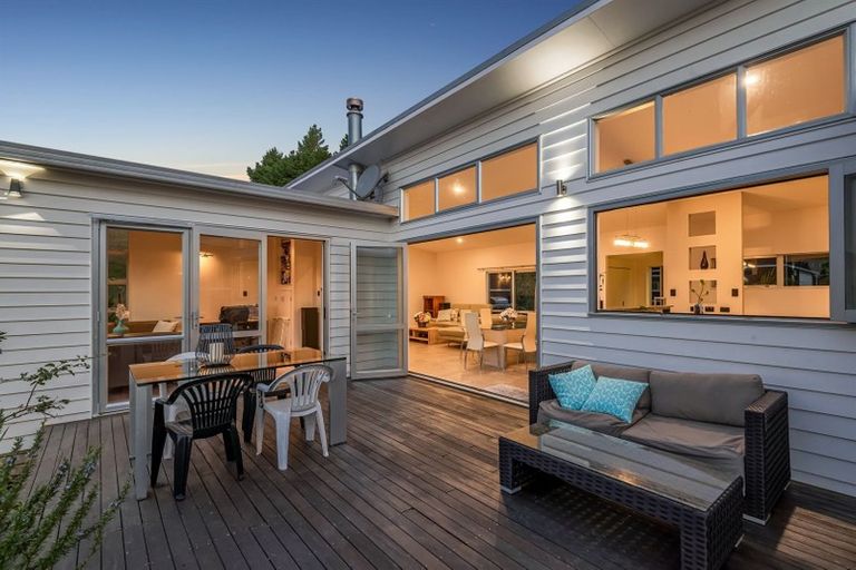 Photo of property in 125 Bodhisattva Road, Waitoki, Silverdale, 0994