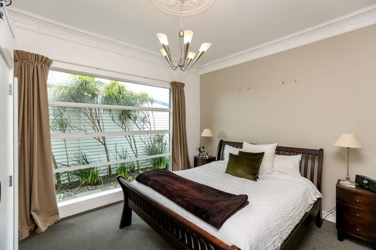 Photo of property in 26 Sackville Street, Fitzroy, New Plymouth, 4312