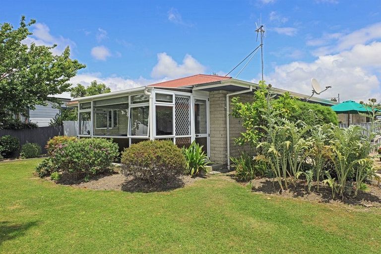 Photo of property in 813a Clive Street, Akina, Hastings, 4122
