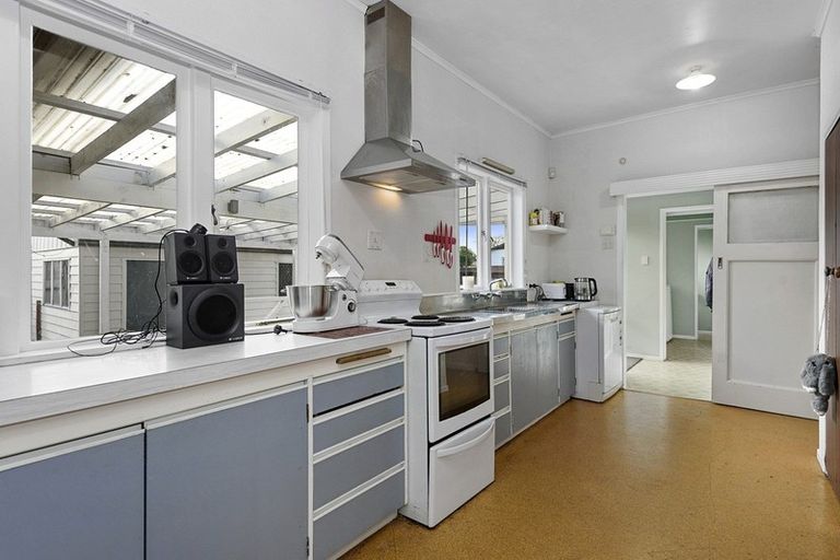 Photo of property in 32 Grandview Road, Nawton, Hamilton, 3200