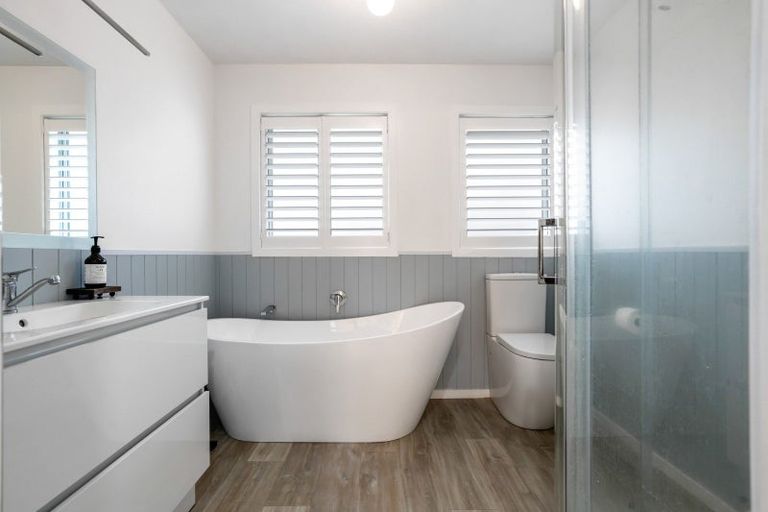 Photo of property in 106b Bruce Wallace Place, Whangamata, 3620