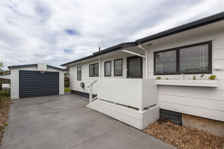 Photo of property in 26 Langdale Avenue, Paraparaumu, 5032