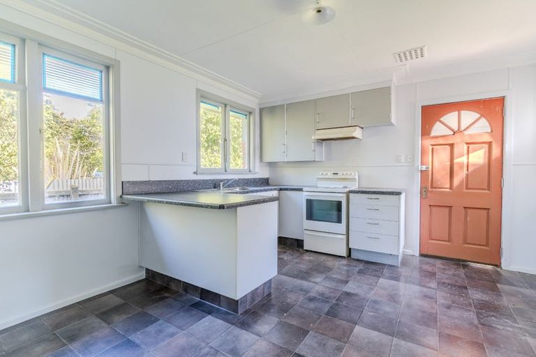 Photo of property in 22 Burns Street, Milton, 9220