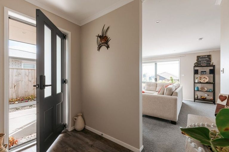 Photo of property in 44 Ridge Drive, Omokoroa, 3114