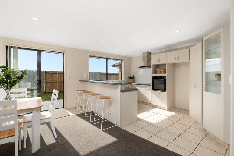 Photo of property in 23 Beachmere Place, Papamoa Beach, Papamoa, 3118