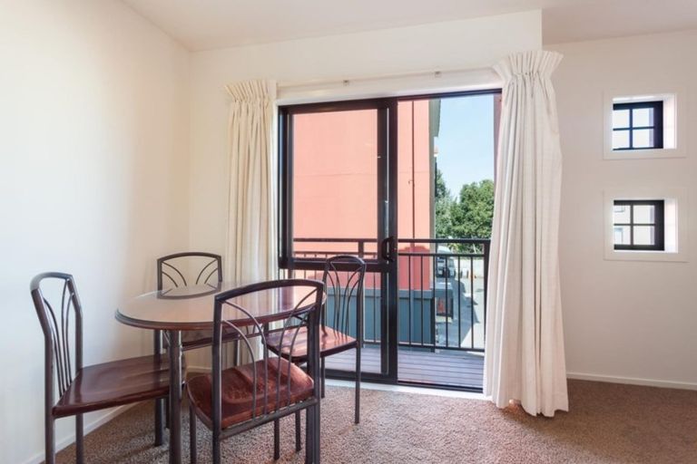 Photo of property in 9/346 Oceanbeach Road, Mount Maunganui, 3116