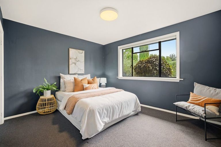 Photo of property in 8 Ardmore Place, Bishopdale, Christchurch, 8053