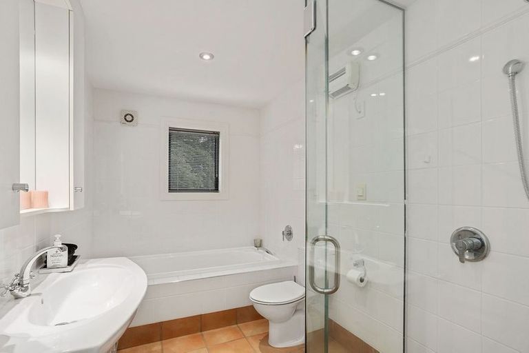 Photo of property in 30 Major Aitken Drive, Huntsbury, Christchurch, 8022