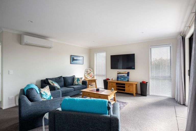 Photo of property in 5 Mahuru Lane, Okato, 4335