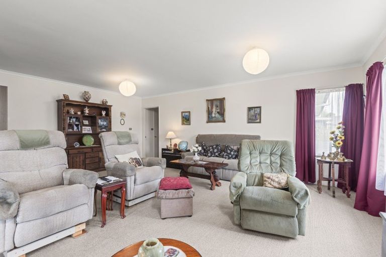 Photo of property in 11 Barnett Drive, Marton, 4710