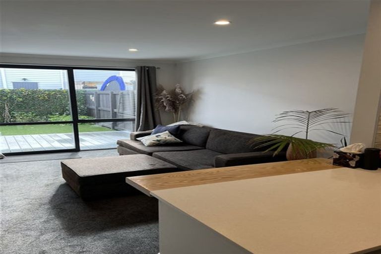 Photo of property in 18 Bellbird Street, Papakura, 2110