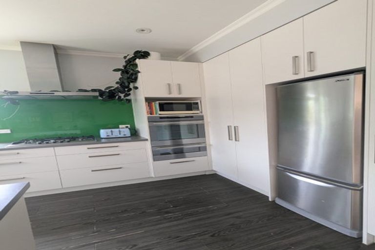 Photo of property in 80a Lyall Parade, Lyall Bay, Wellington, 6022