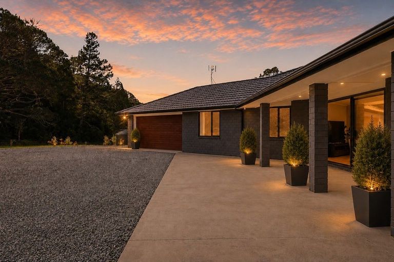 Photo of property in 49 Kanohi Road, Kaukapakapa, 0873