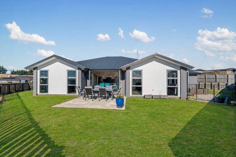 Photo of property in 5 Syrah Grove, Te Kauwhata, 3710
