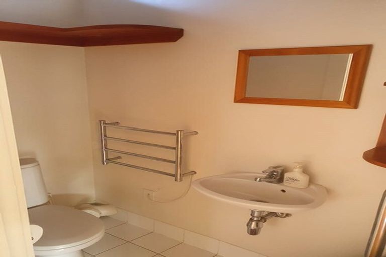 Photo of property in 10 Duders Avenue, Devonport, Auckland, 0624