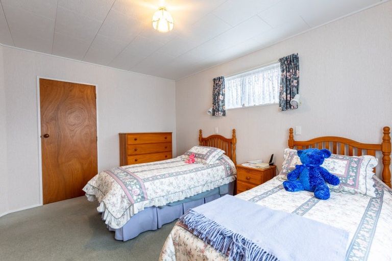 Photo of property in 8b Allardice Street, Dannevirke, 4930