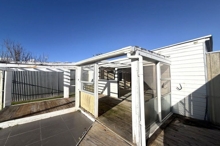 Photo of property in 78 Strange Street, Waitara, 4320