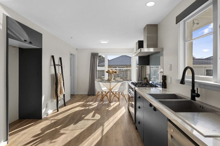 Photo of property in 221 Breezes Road, Aranui, Christchurch, 8061