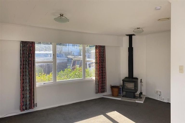 Photo of property in 14 Clematis Grove, Maungaraki, Lower Hutt, 5010
