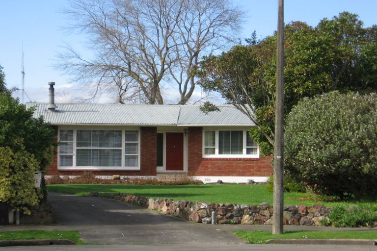 Photo of property in 11 Lifford Place, Awapuni, Palmerston North, 4412
