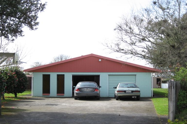 Photo of property in 68 Cressida Avenue, Stratford, 4332