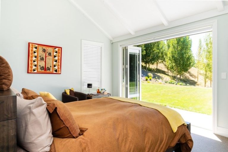 Photo of property in Riverton, 175 Lane Road, Havelock North, 4130