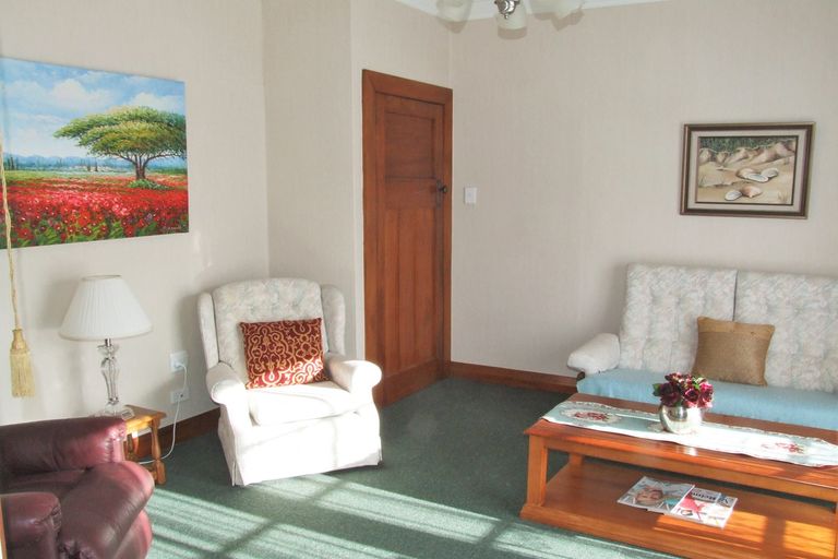 Photo of property in 9 Queen Street, Mosgiel, 9024