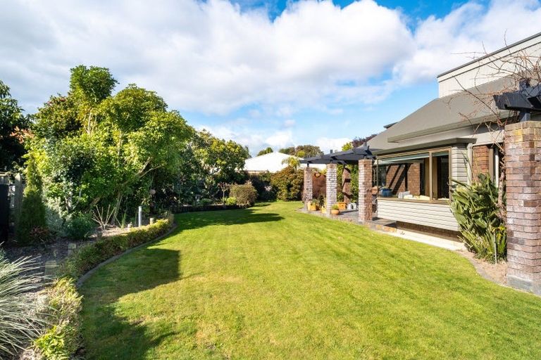 Photo of property in 3 Ross Place, Greenmeadows, Napier, 4112