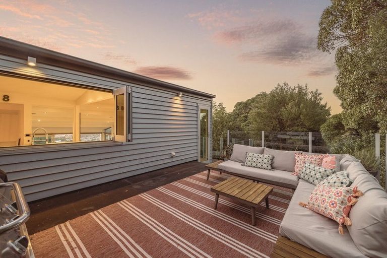 Photo of property in 277 Cannon Hill Crescent, Mount Pleasant, Christchurch, 8081