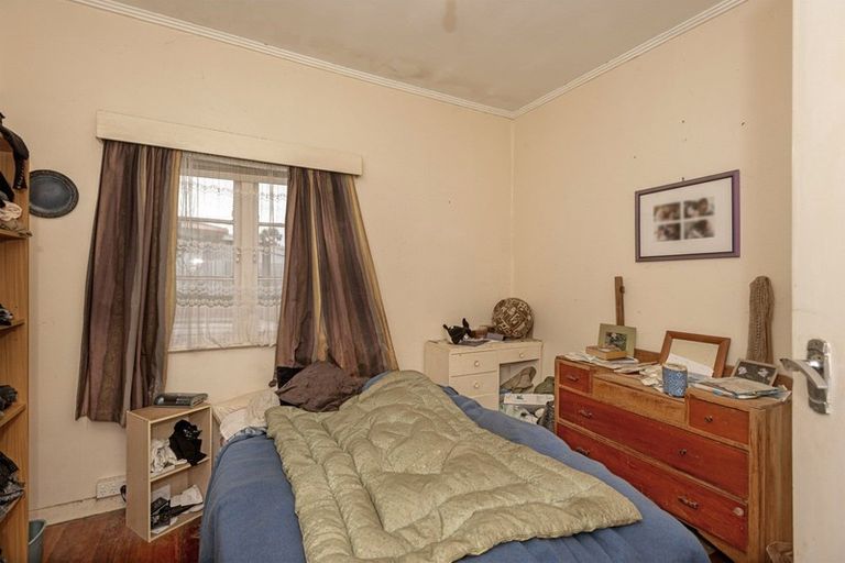 Photo of property in 14 Cochrane Street, Elgin, Gisborne, 4010