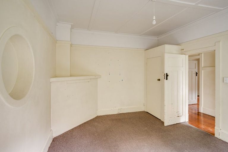Photo of property in 32 Havelock Road, Hospital Hill, Napier, 4110