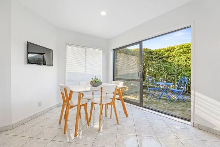 Photo of property in 2/77 Harvey Street, Waipahihi, Taupo, 3330
