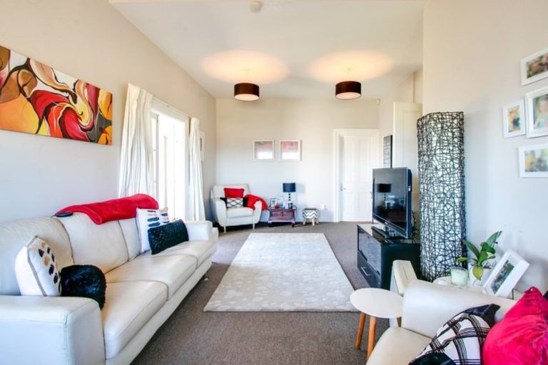 Photo of property in 2 Kipling Avenue, Hospital Hill, Napier, 4110