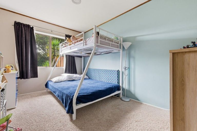 Photo of property in 2 Ngarimu Place, Mount Maunganui, 3116