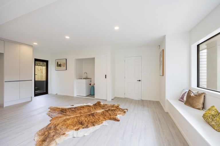 Photo of property in 7a Manuwai Road, Torbay, Auckland, 0630