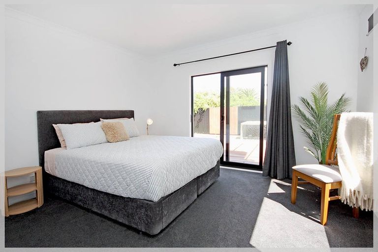 Photo of property in 6 Dustin Street, Foxton Beach, Foxton, 4815