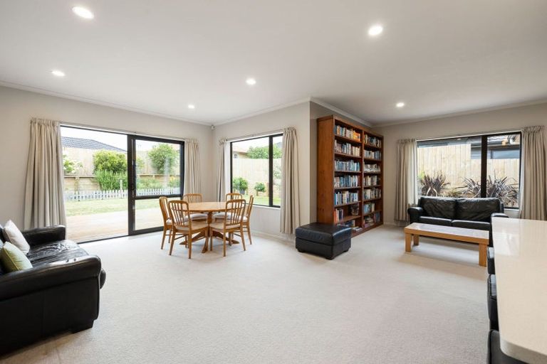 Photo of property in 2 Viking Lane, Flagstaff, Hamilton, 3210