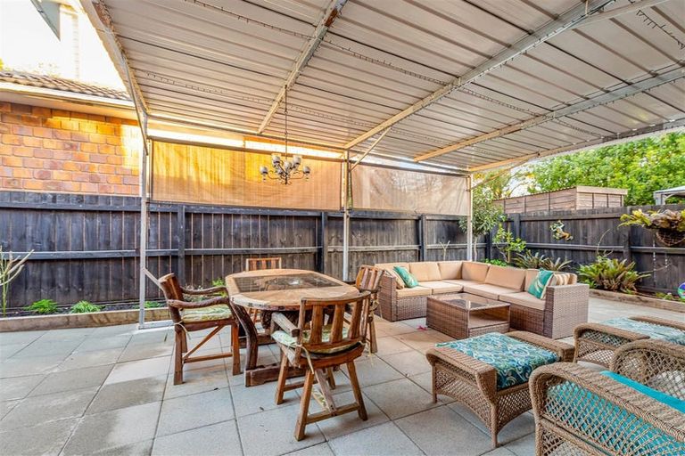 Photo of property in 7 Waterfront Road, Mangere Bridge, Auckland, 2022