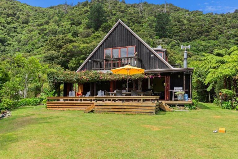Photo of property in 102 Te Mahia Road, Te Mahia, Marlborough Sounds, 7282