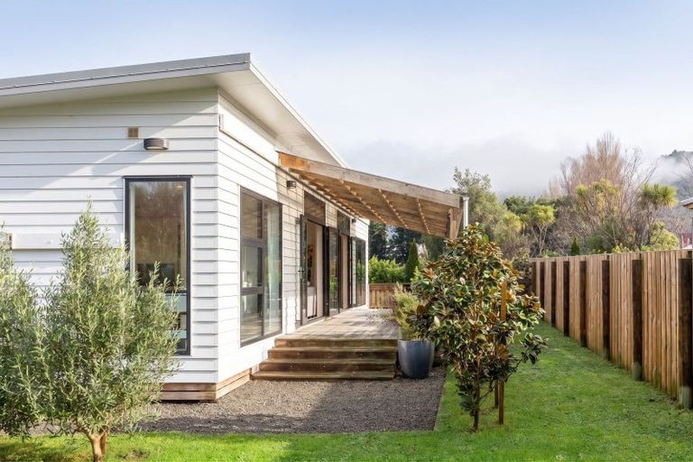 Photo of property in 3 Orion Way, Featherston, 5710