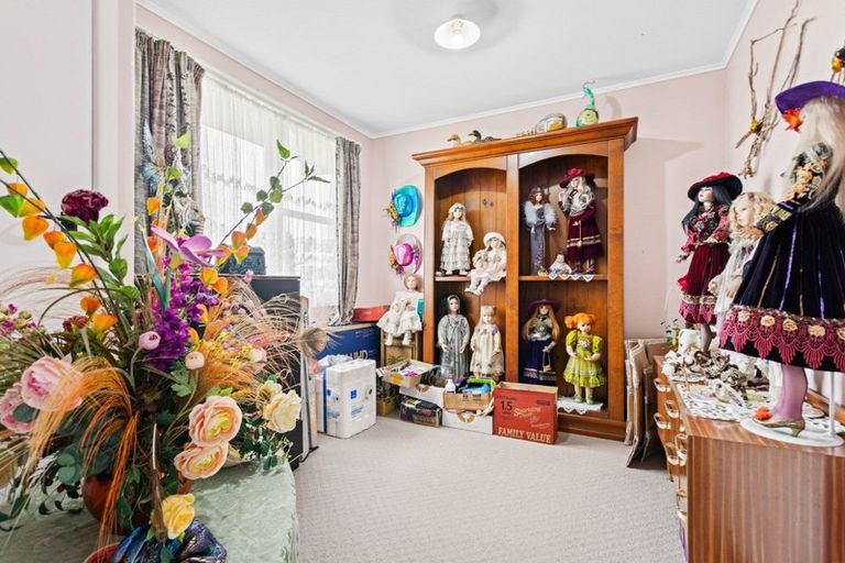 Photo of property in 2 Pateke Place, Tokoroa, 3420