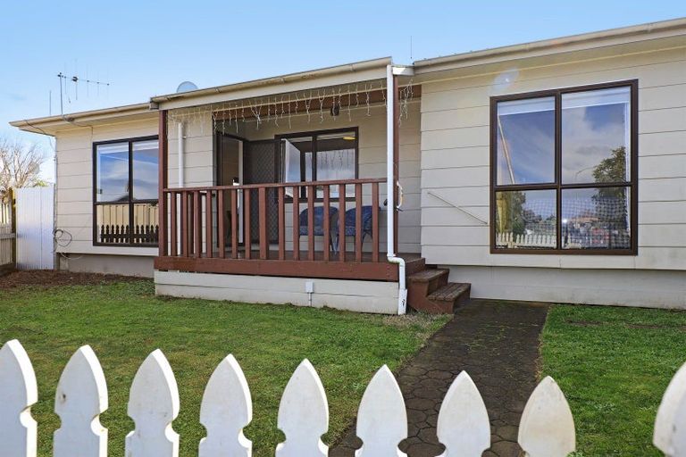 Photo of property in 1/40 Townshend Crescent, Greenmeadows, Napier, 4112