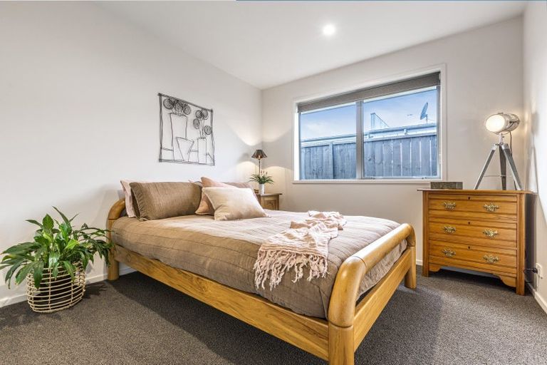 Photo of property in 15b Goble Road, Clarks Beach, Pukekohe, 2679