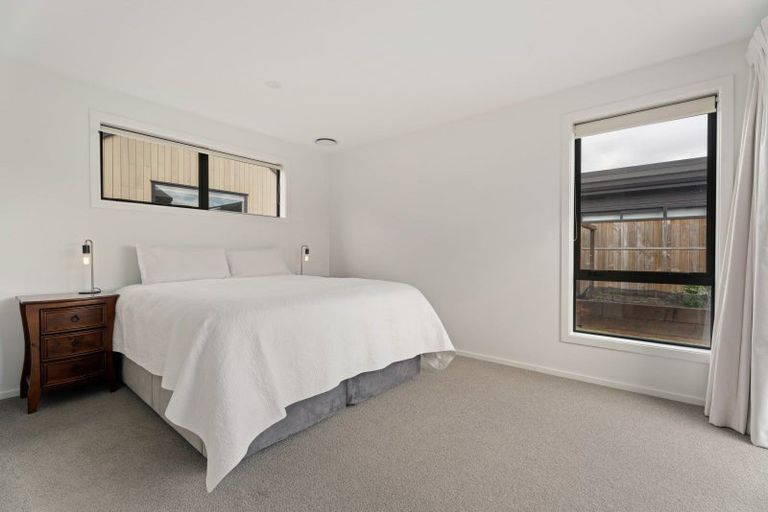 Photo of property in 43 Bannister Street, Jacks Point, Queenstown, 9371