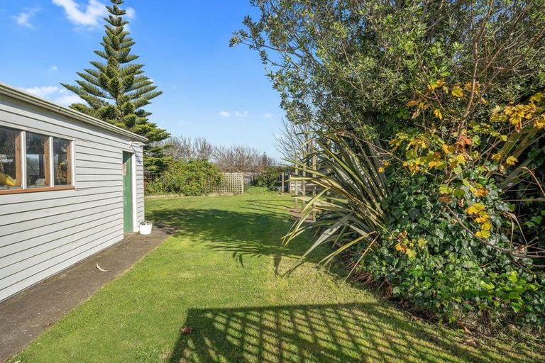 Photo of property in 223 Glover Road, Hawera, 4610