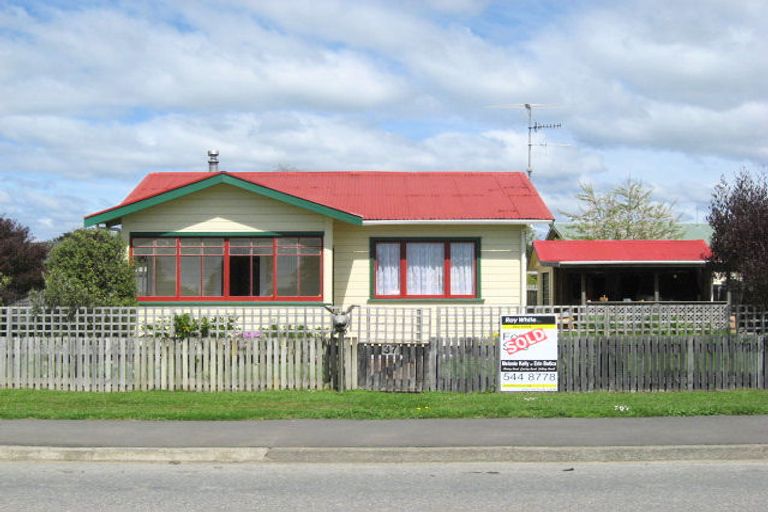 Photo of property in 37 Waimea West Road, Brightwater, 7022