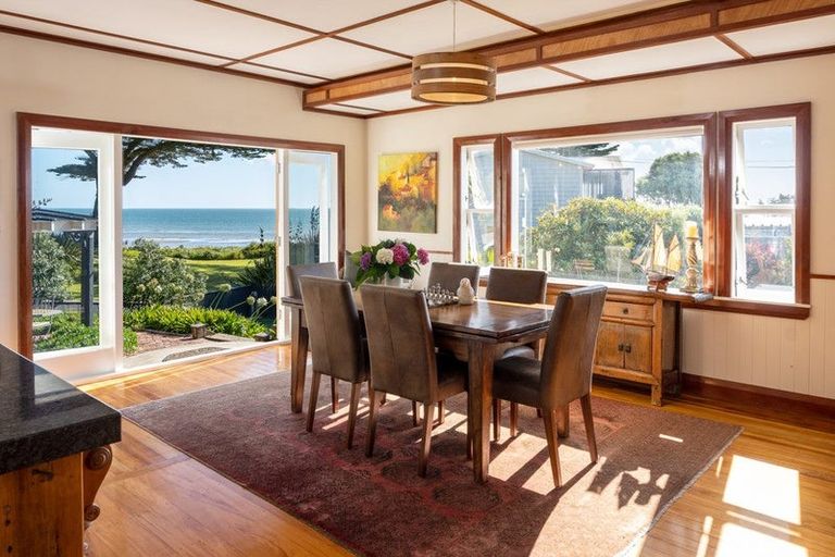 Photo of property in 33 Tainui Street, Raumati Beach, Paraparaumu, 5032