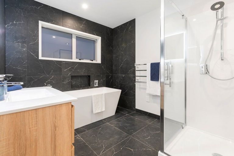 Photo of property in 32 Montiicola Drive, Papamoa Beach, Papamoa, 3118