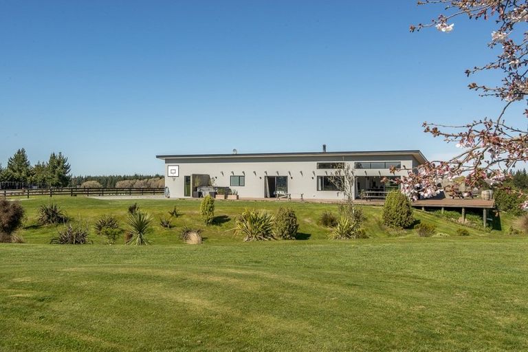 Photo of property in 51 Swamp Road, Loburn, Rangiora, 7472